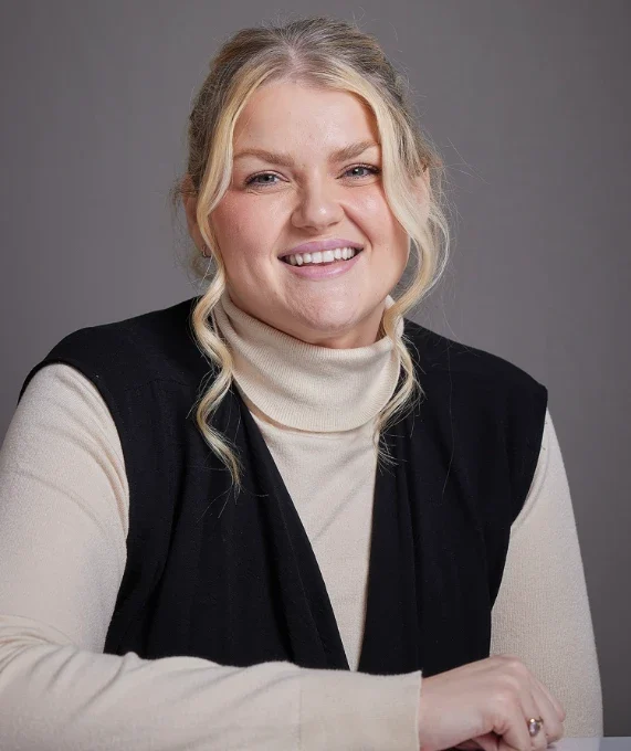 Dr Charlotte Clark